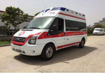 霍尔果斯市救护车租赁
