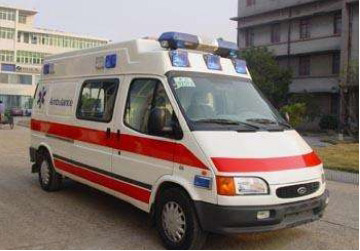 霍尔果斯市救护车租赁